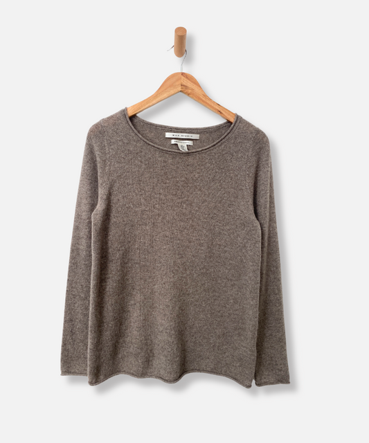 Secondhand cashmere jumper