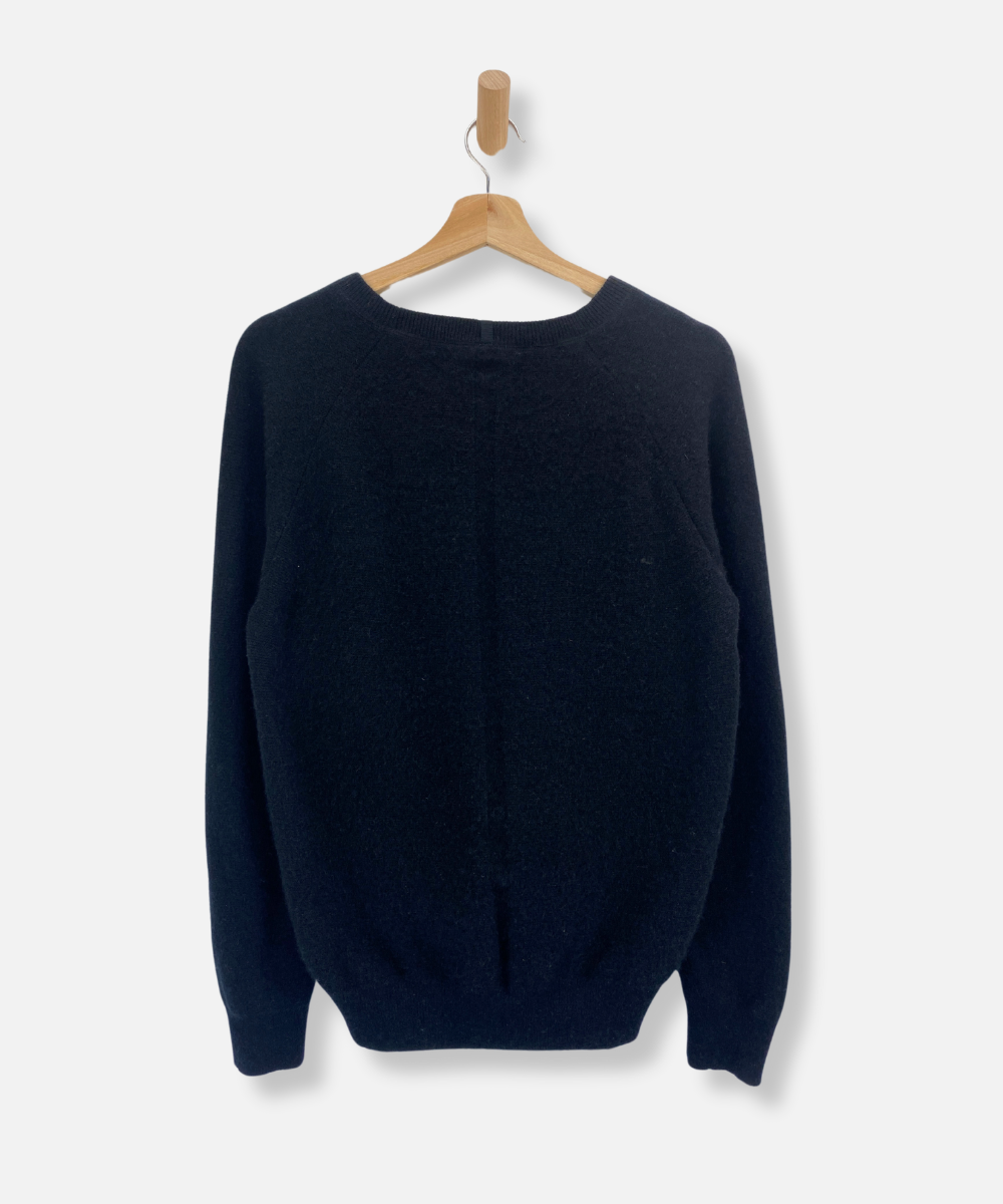 Secondhand cashmere jumper