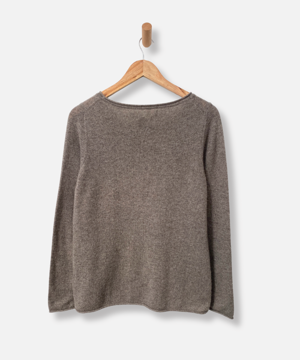 Secondhand cashmere jumper