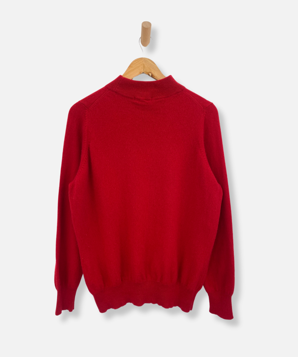 Secondhand cashmere jumper