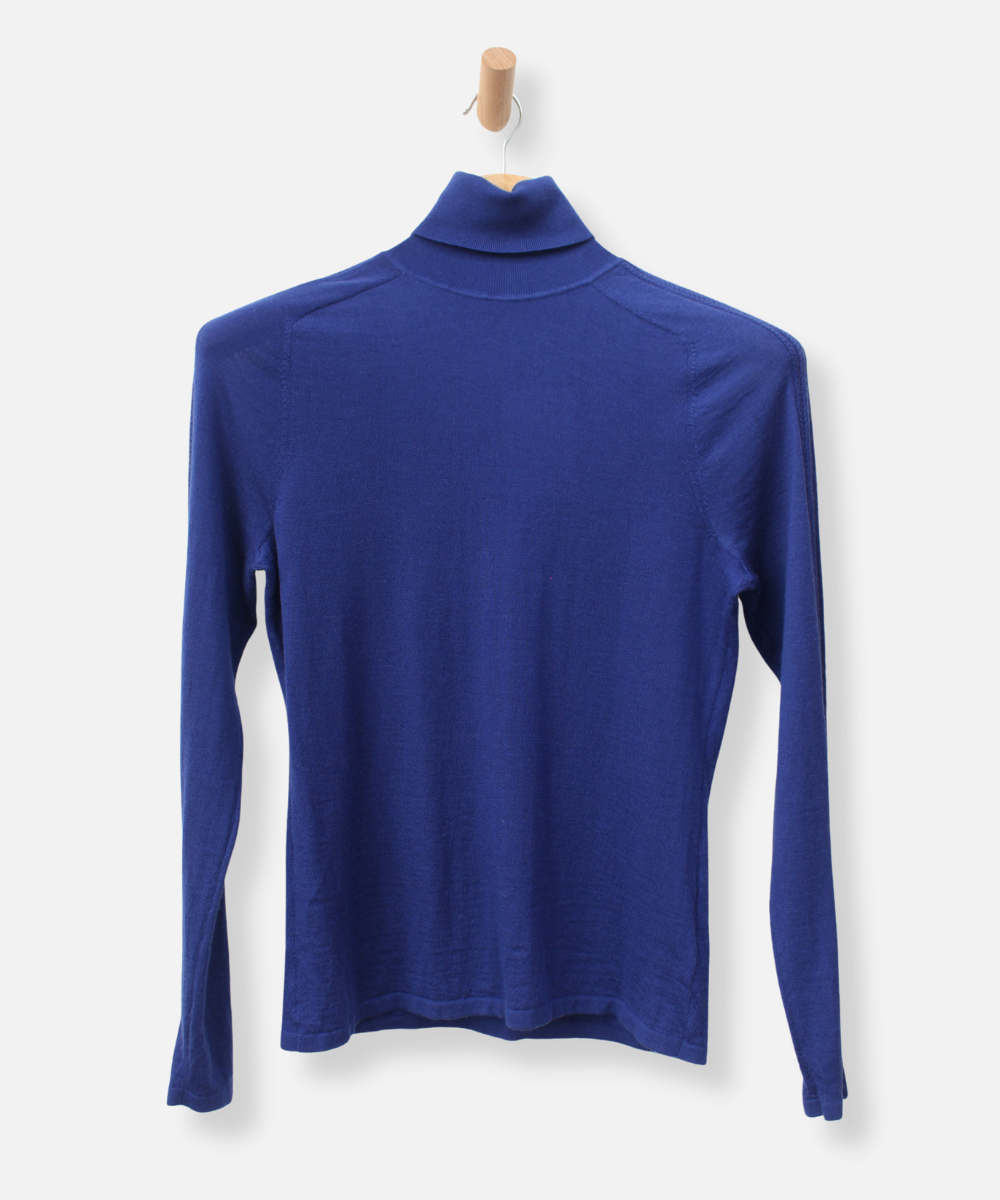 Secondhand cashmere jumper