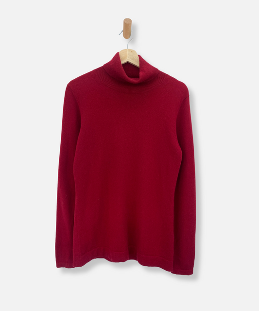 Secondhand cashmere jumper