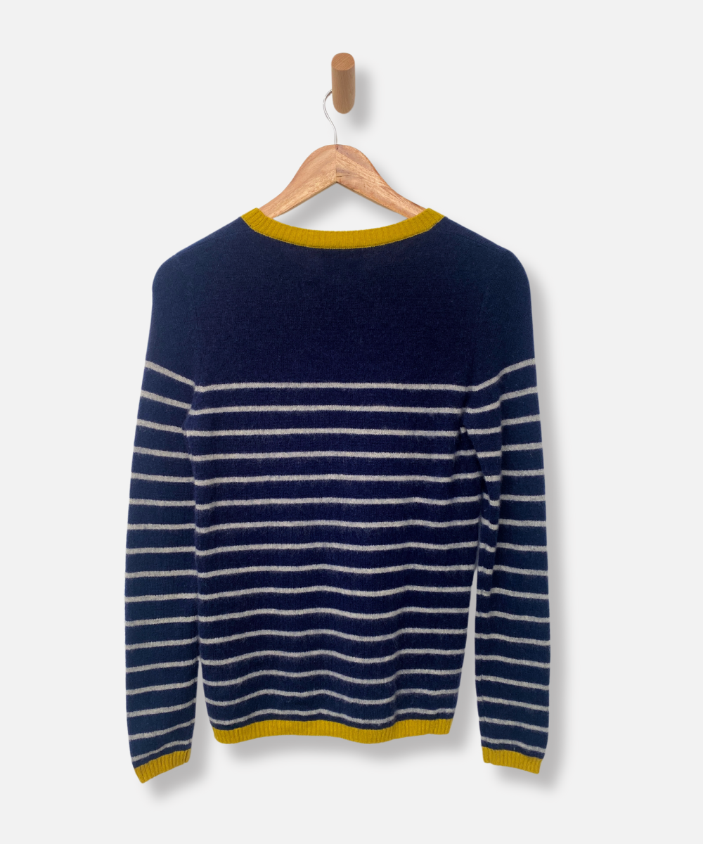 Secondhand cashmere jumper