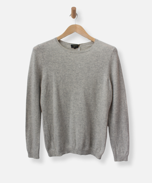 Secondhand cashmere jumper