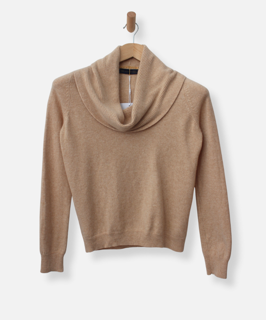 Secondhand cashmere jumper