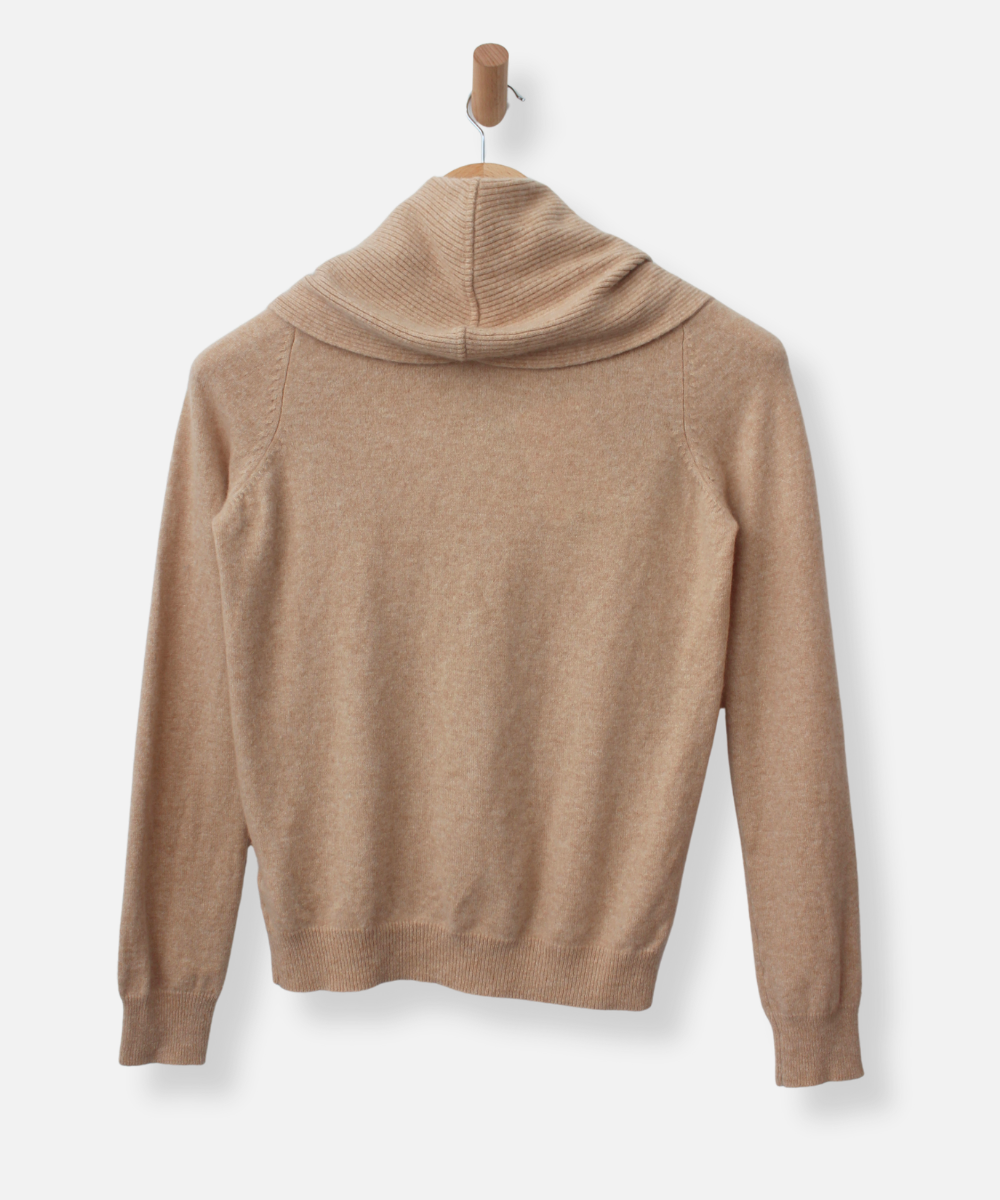 Secondhand cashmere jumper