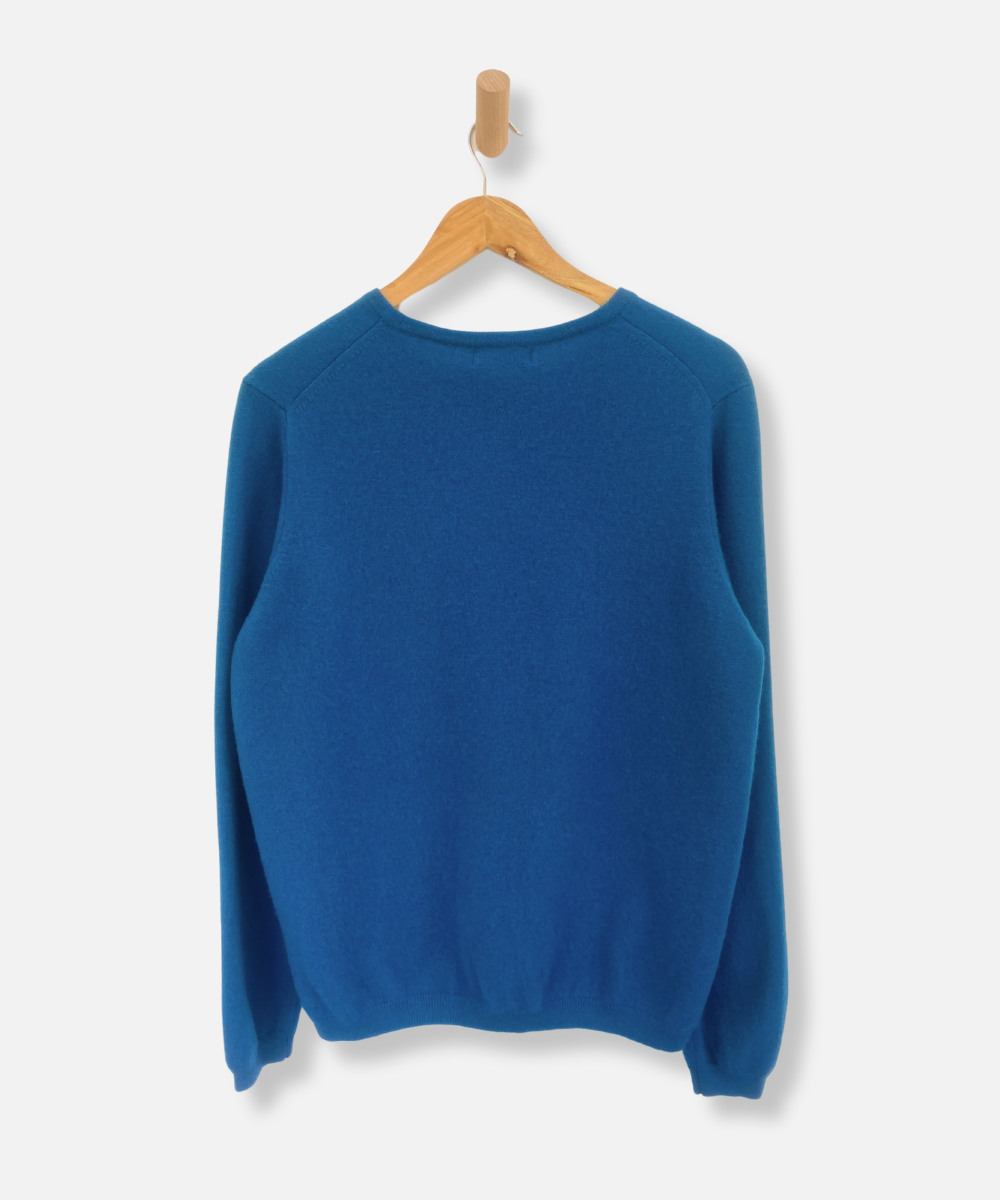 Secondhand cashmere jumper