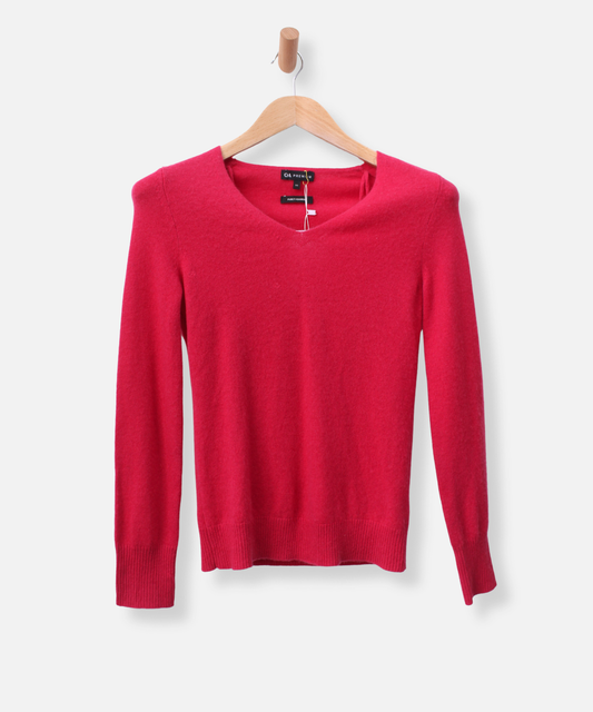 Secondhand cashmere jumper