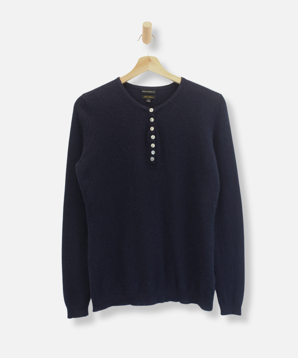 Secondhand cashmere jumper