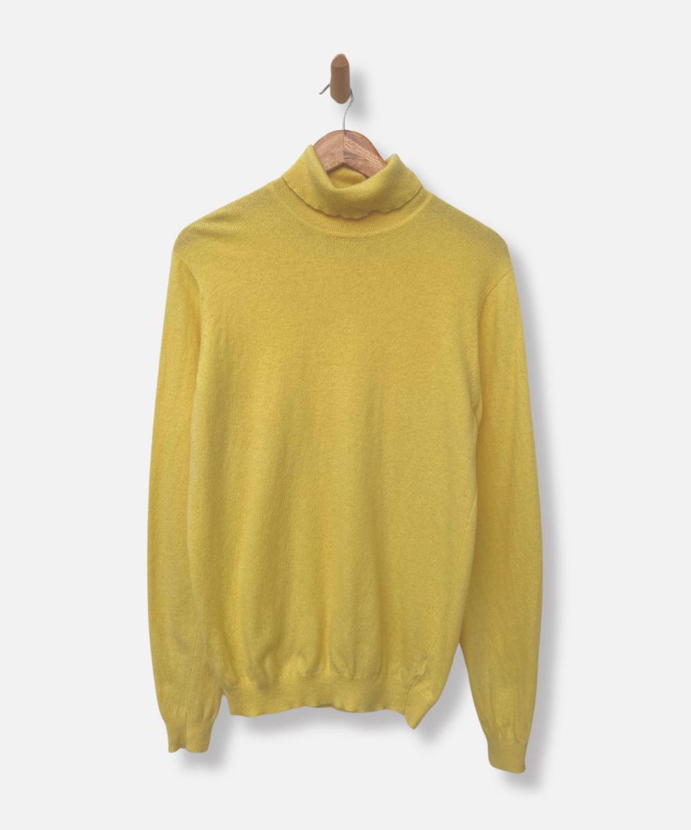 Secondhand cashmere jumper