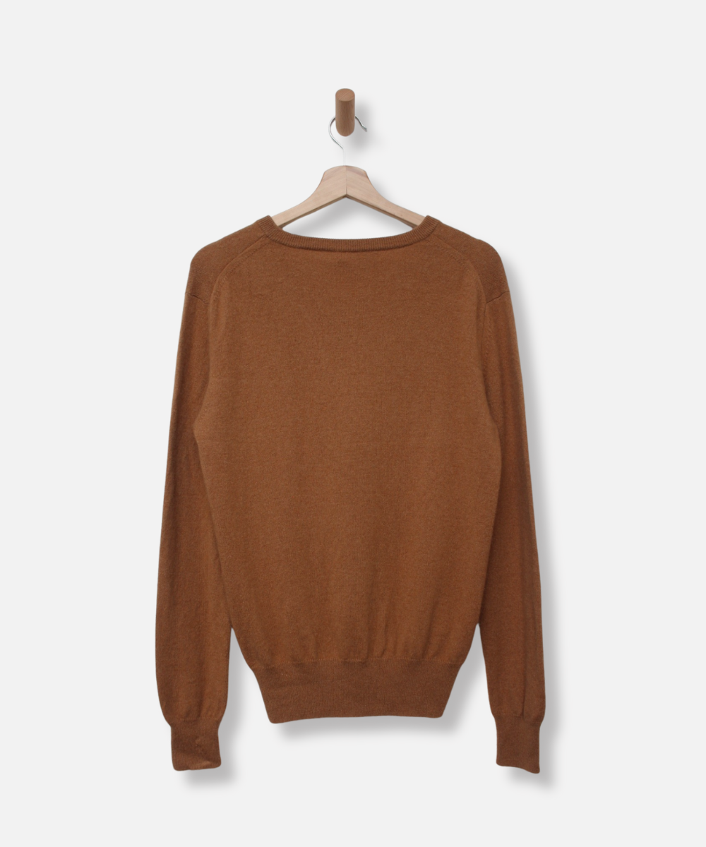  Secondhand cashmere sweater