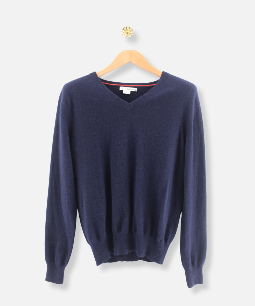 Secondhand cashmere jumper