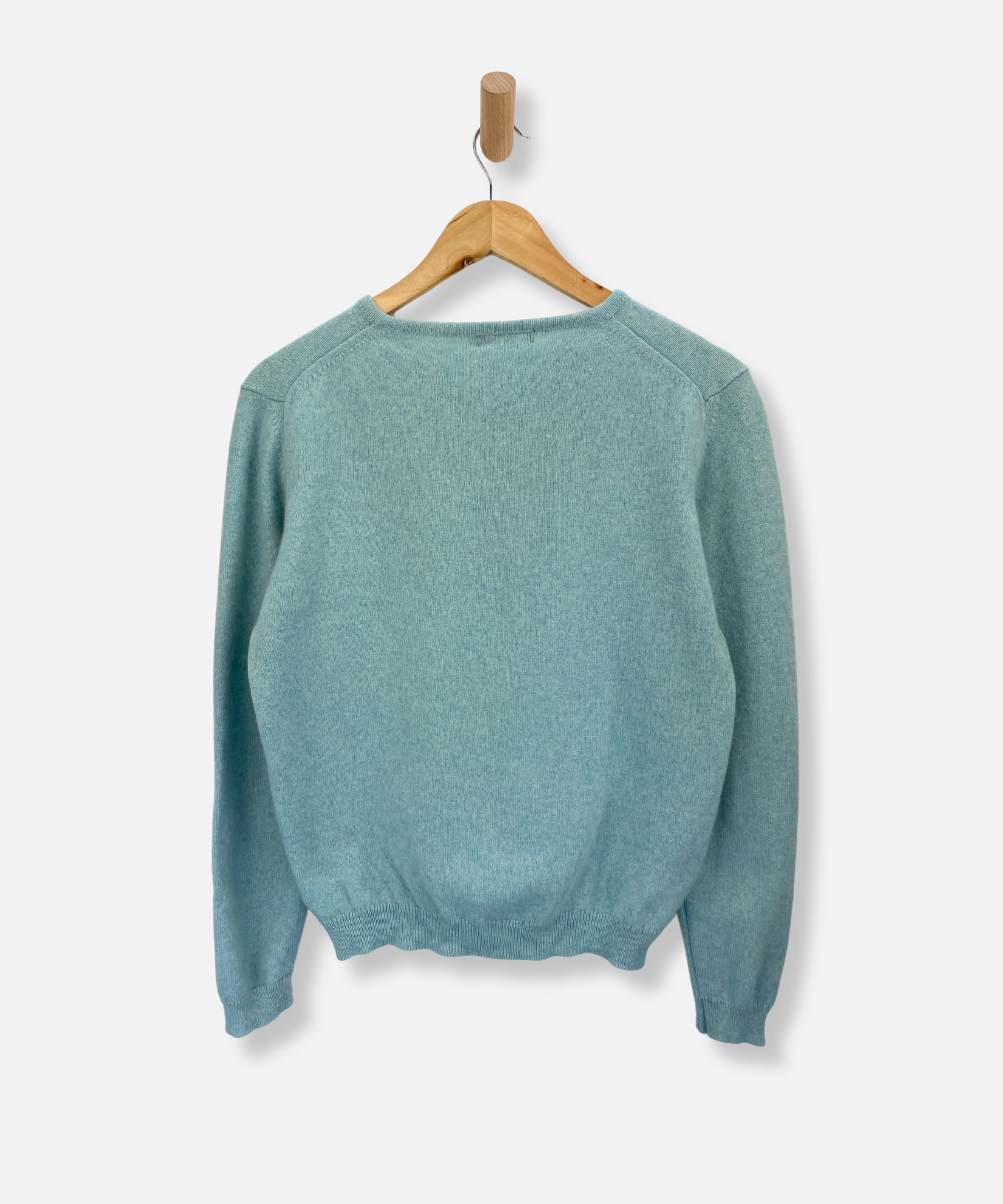 Secondhand cashmere jumper