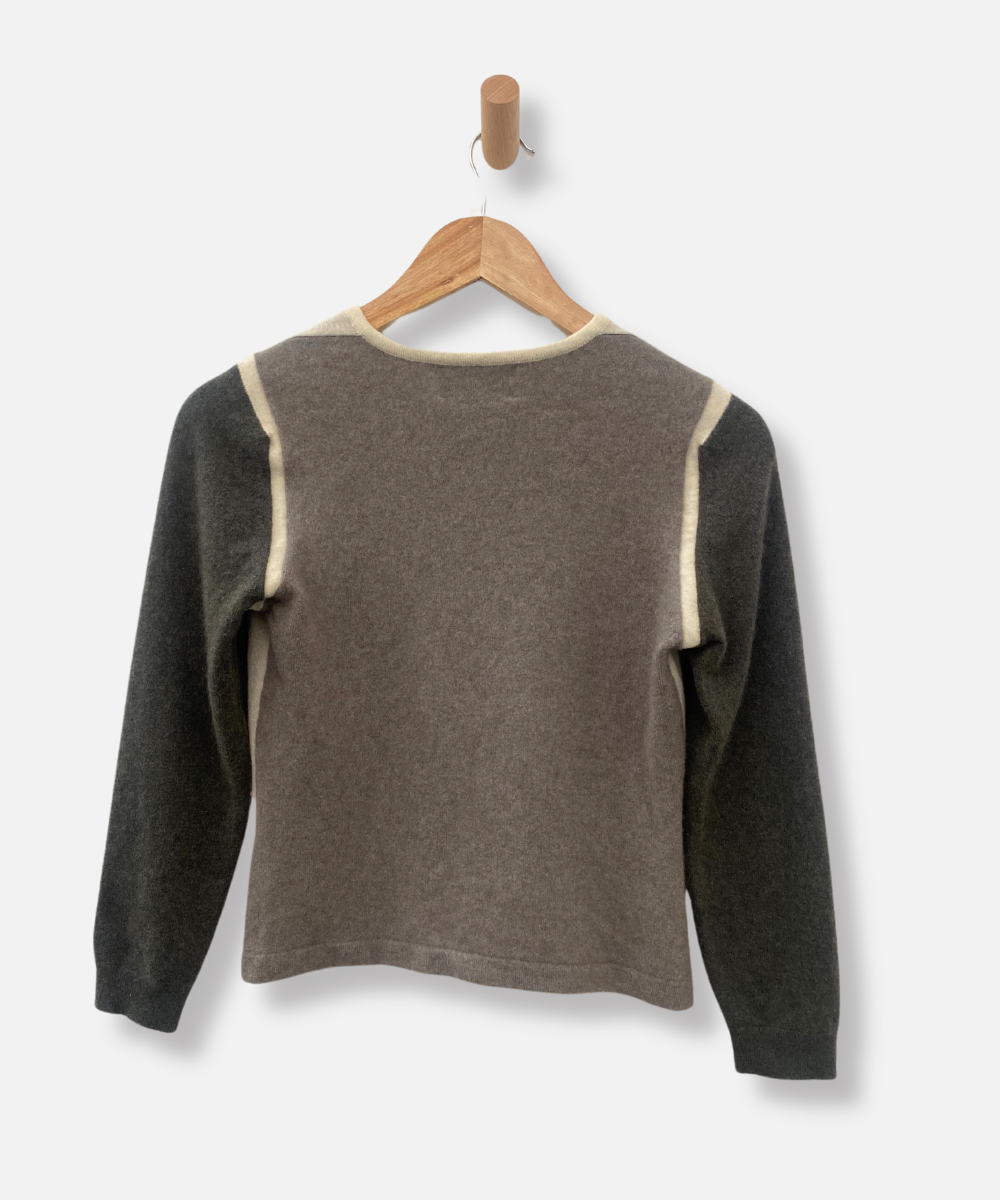 Secondhand cashmere jumper