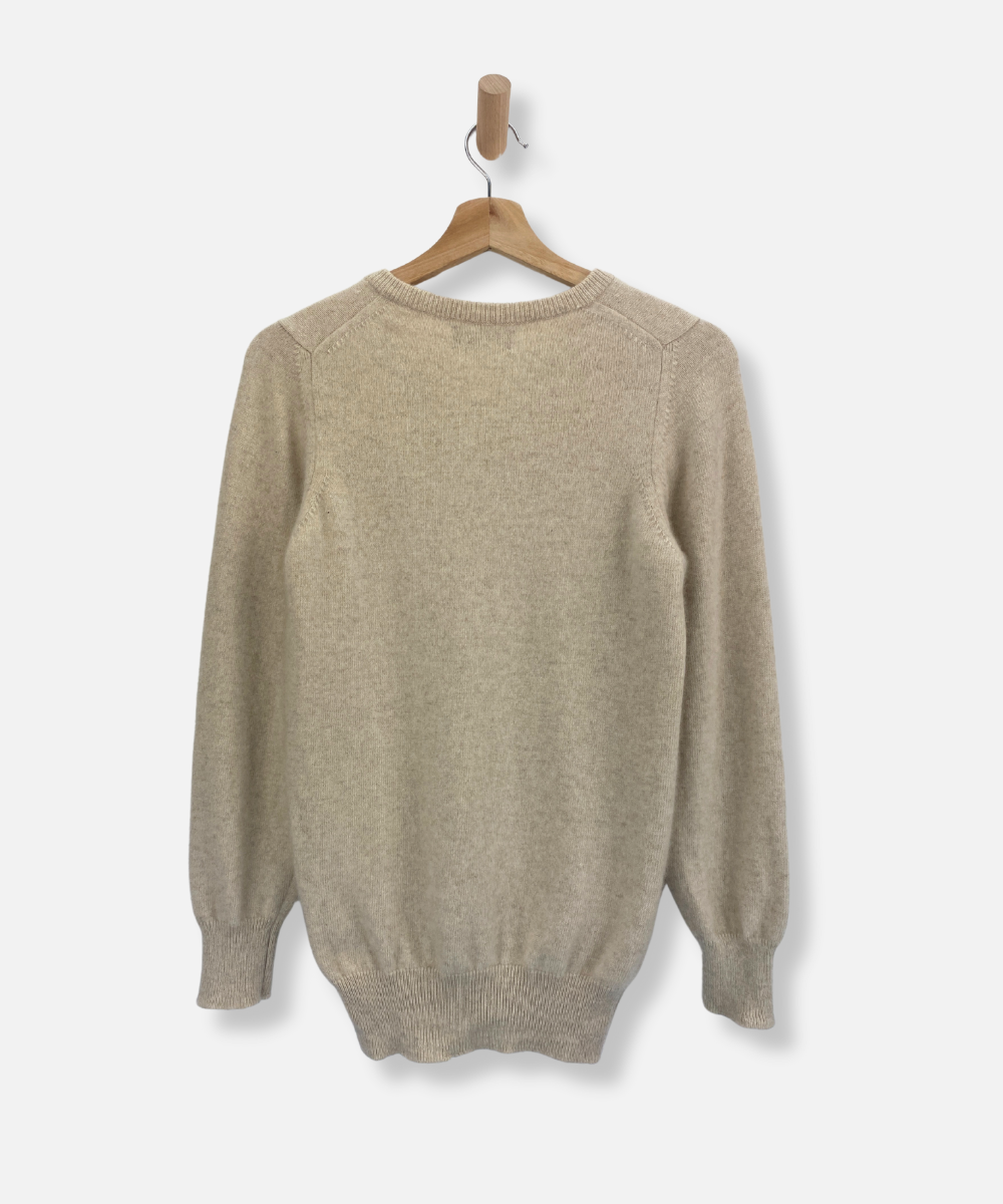 Secondhand cashmere jumper