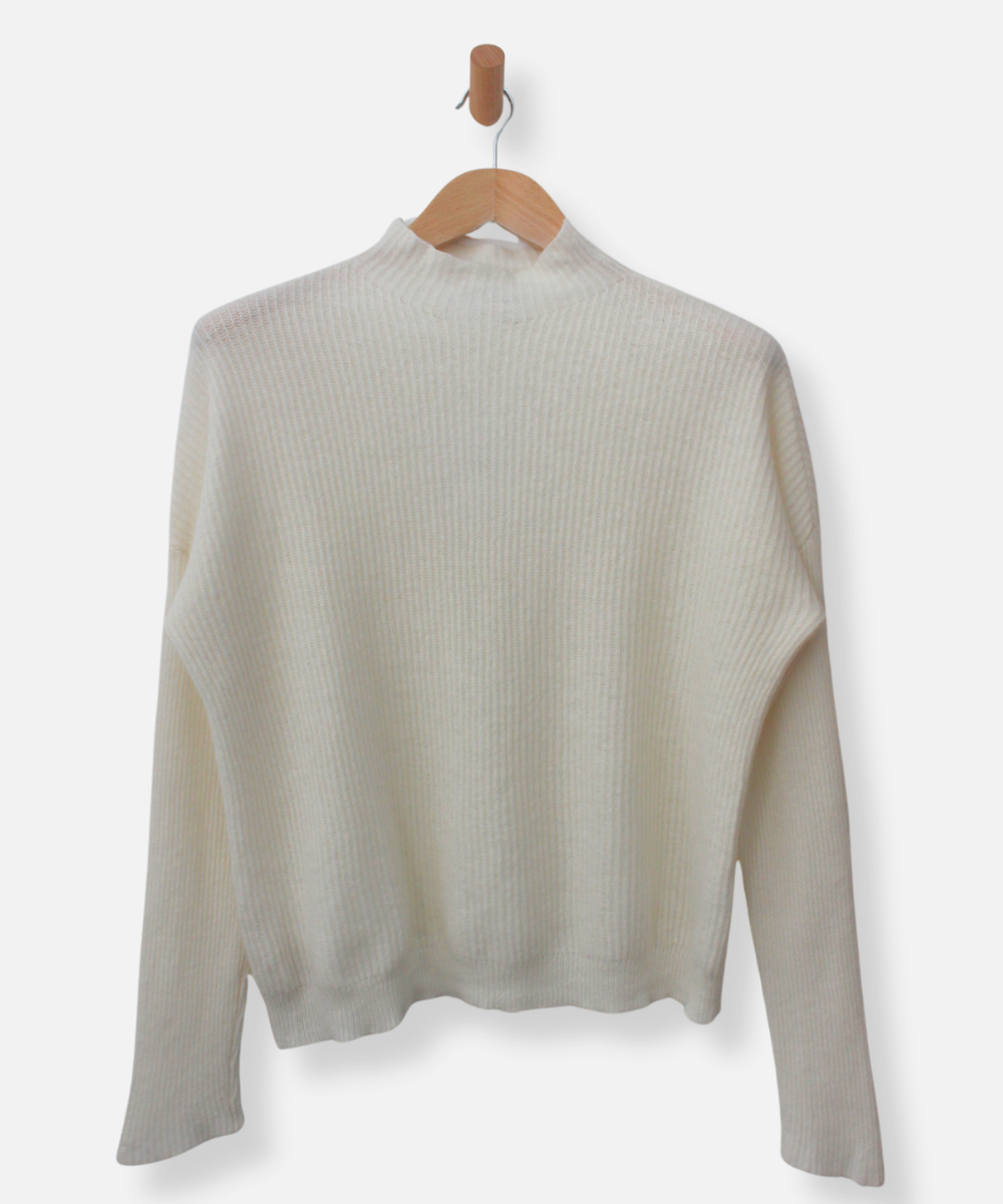Secondhand cashmere jumper