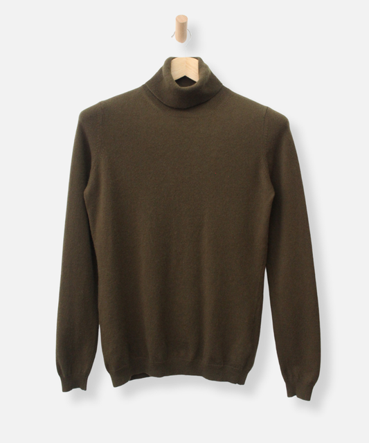 Secondhand cashmere jumper