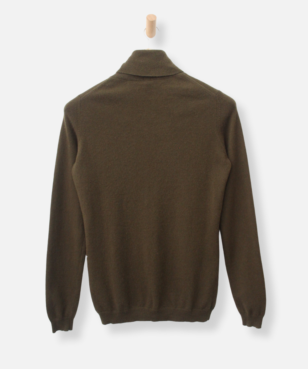 Secondhand cashmere jumper