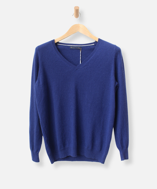 Secondhand cashmere jumper
