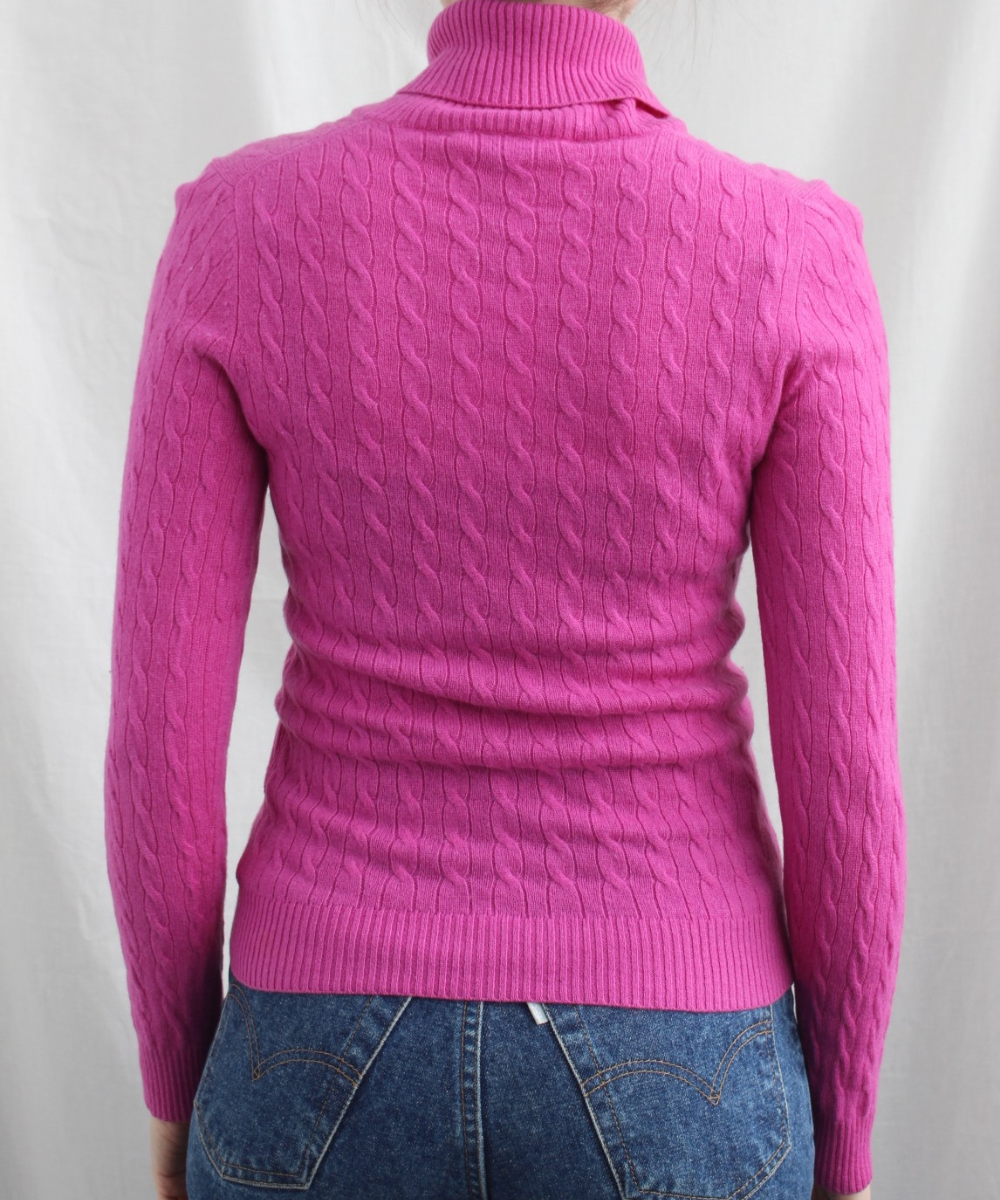 Secondhand cashmere jumper