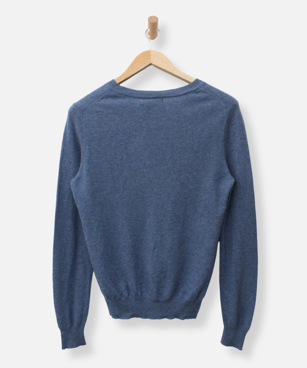Secondhand cashmere jumper