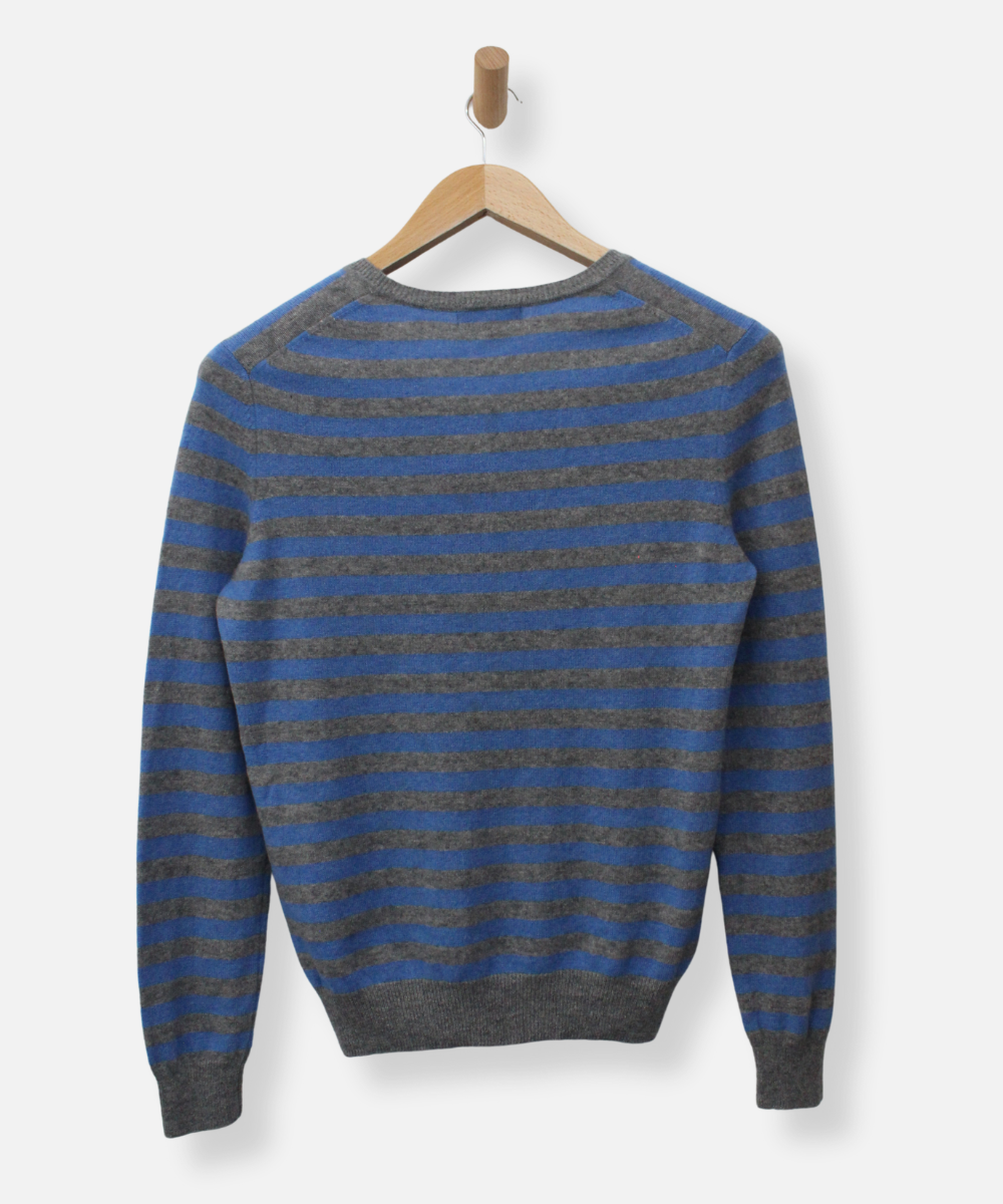 Secondhand cashmere jumper