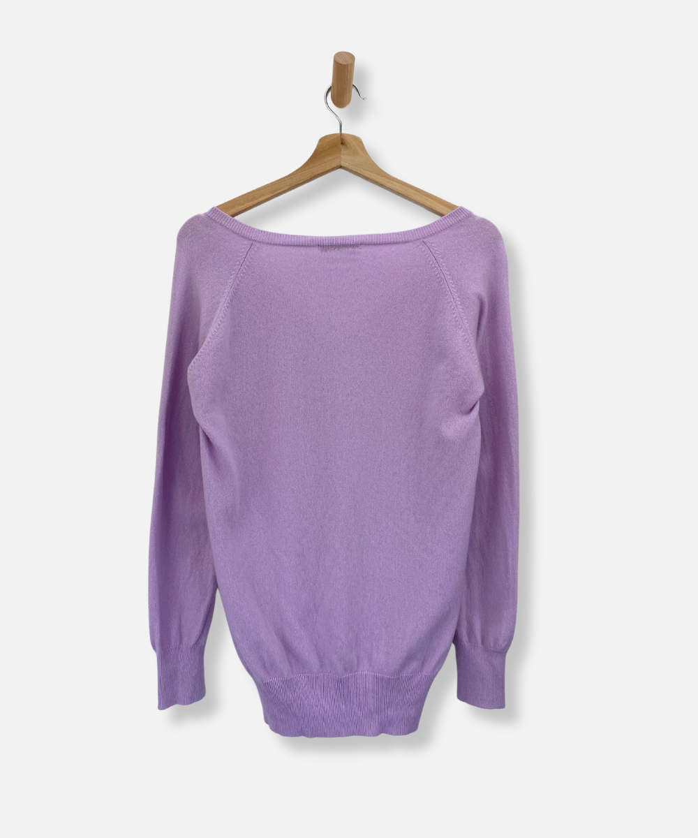 Secondhand cashmere jumper