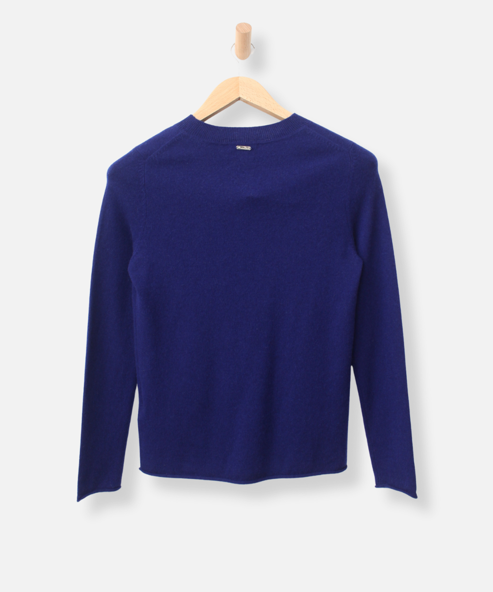 Secondhand cashmere jumper