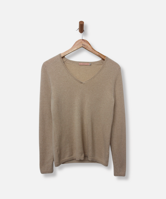 Secondhand cashmere jumper