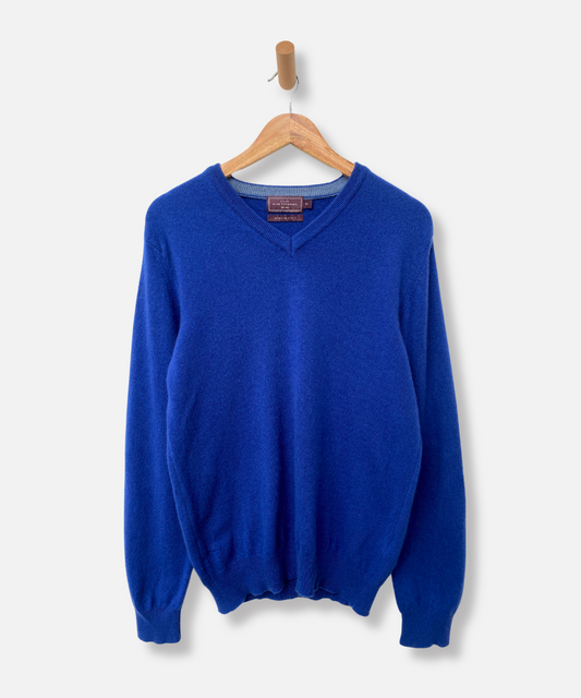 Secondhand cashmere jumper