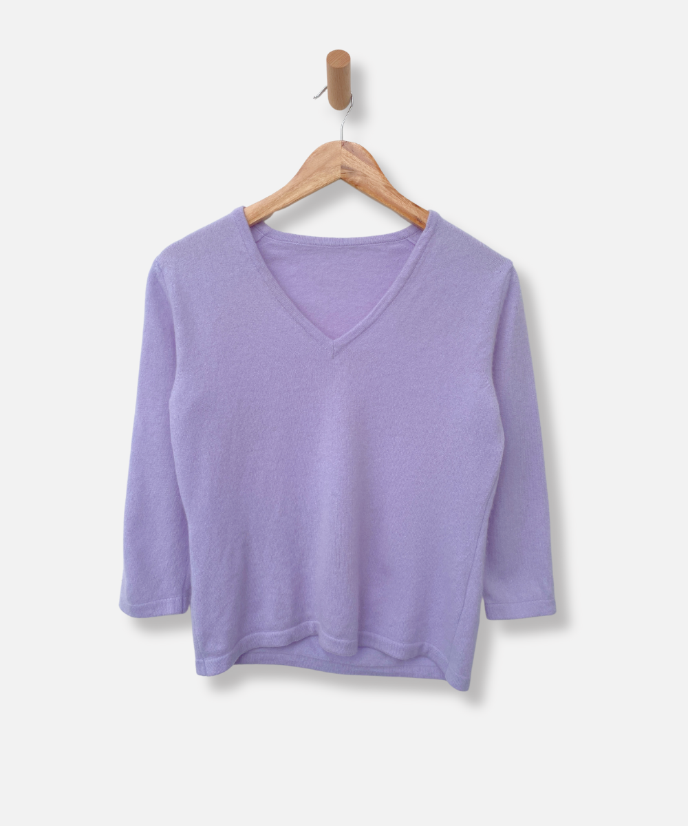 Secondhand cashmere jumper