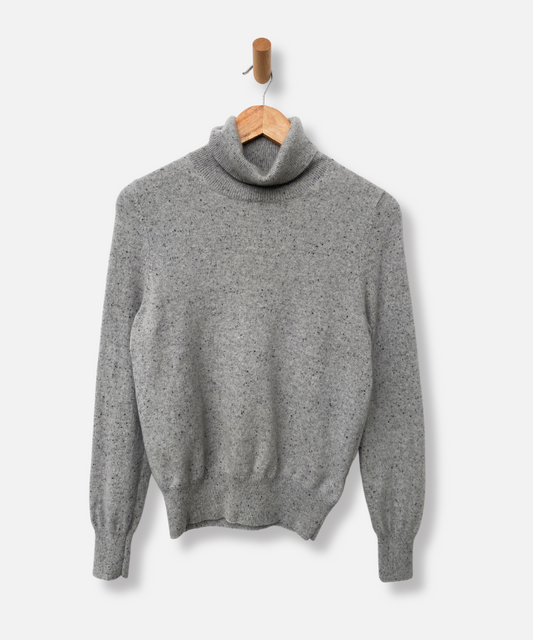 Secondhand cashmere jumper