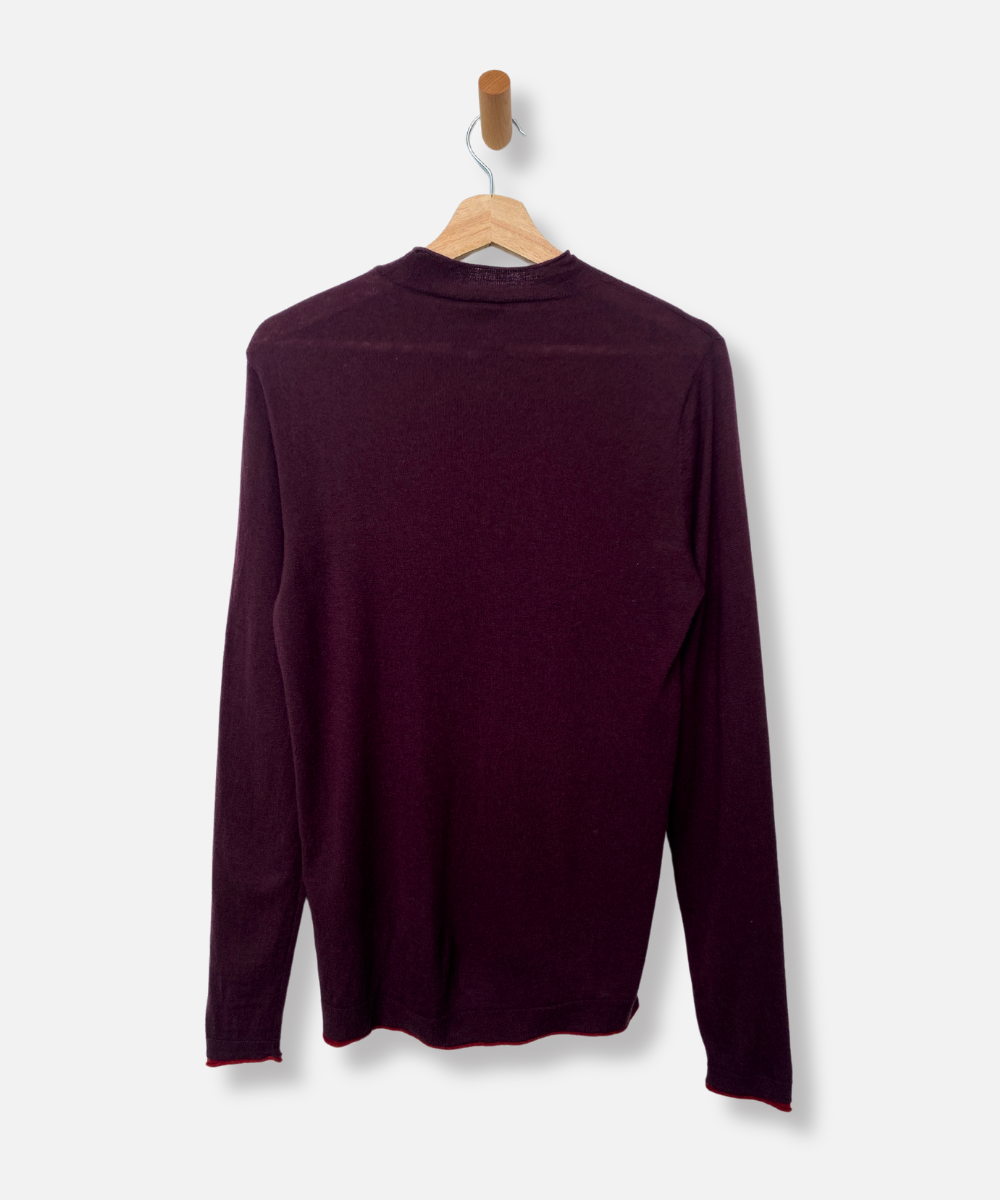 Secondhand cashmere jumper