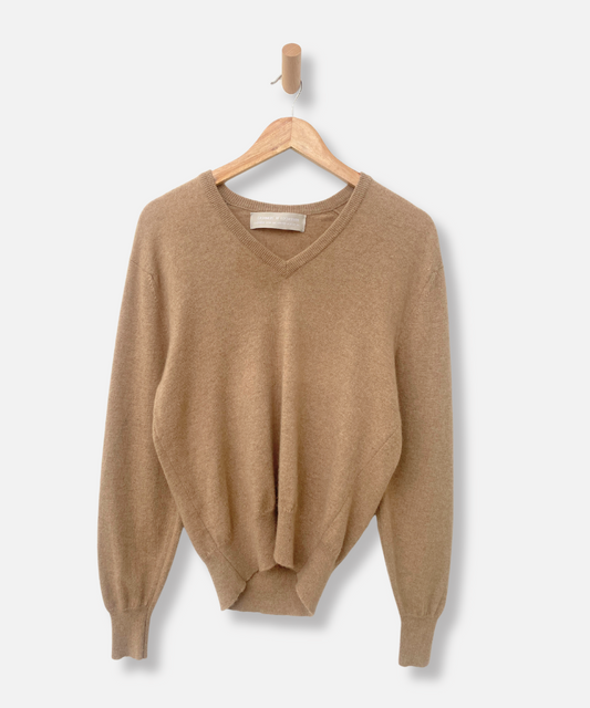 Secondhand cashmere jumper