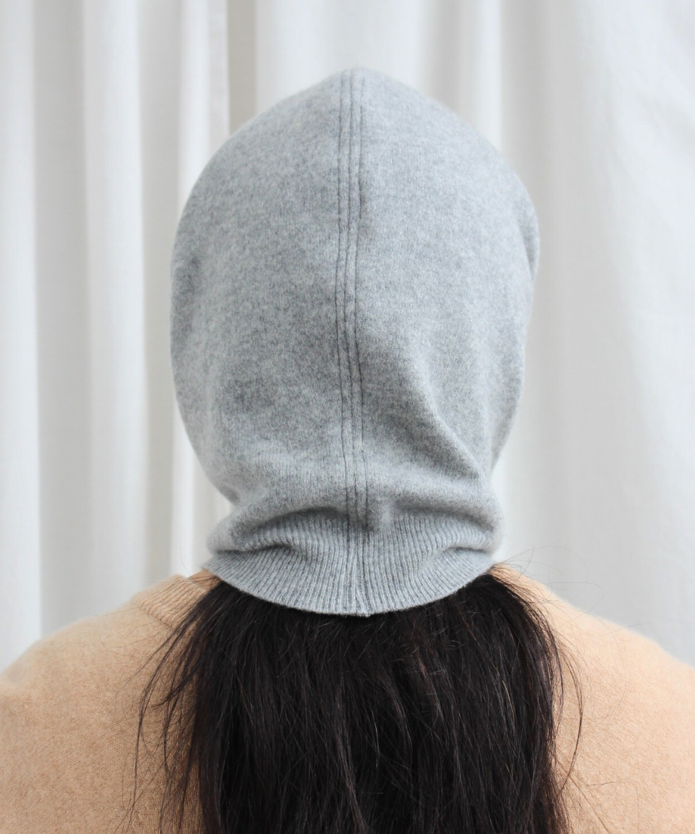 Recycled cashmere hood