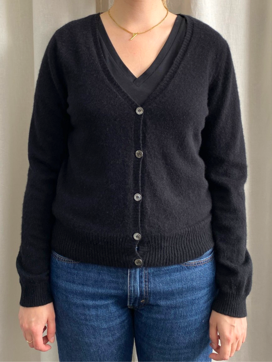 Black Cashmere V Neck Cardigan by Pauw