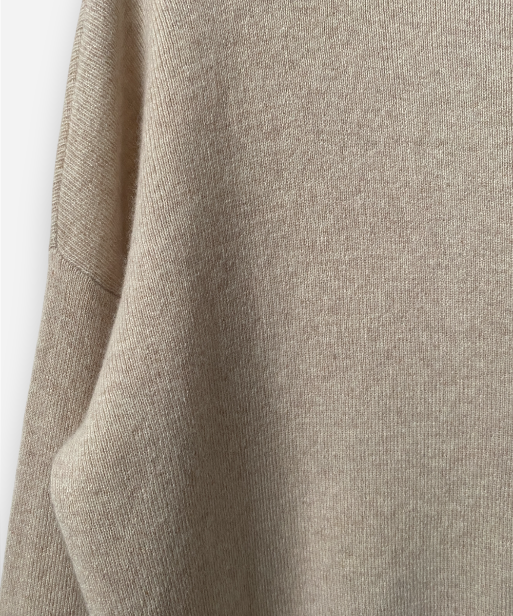 Secondhand cashmere jumper