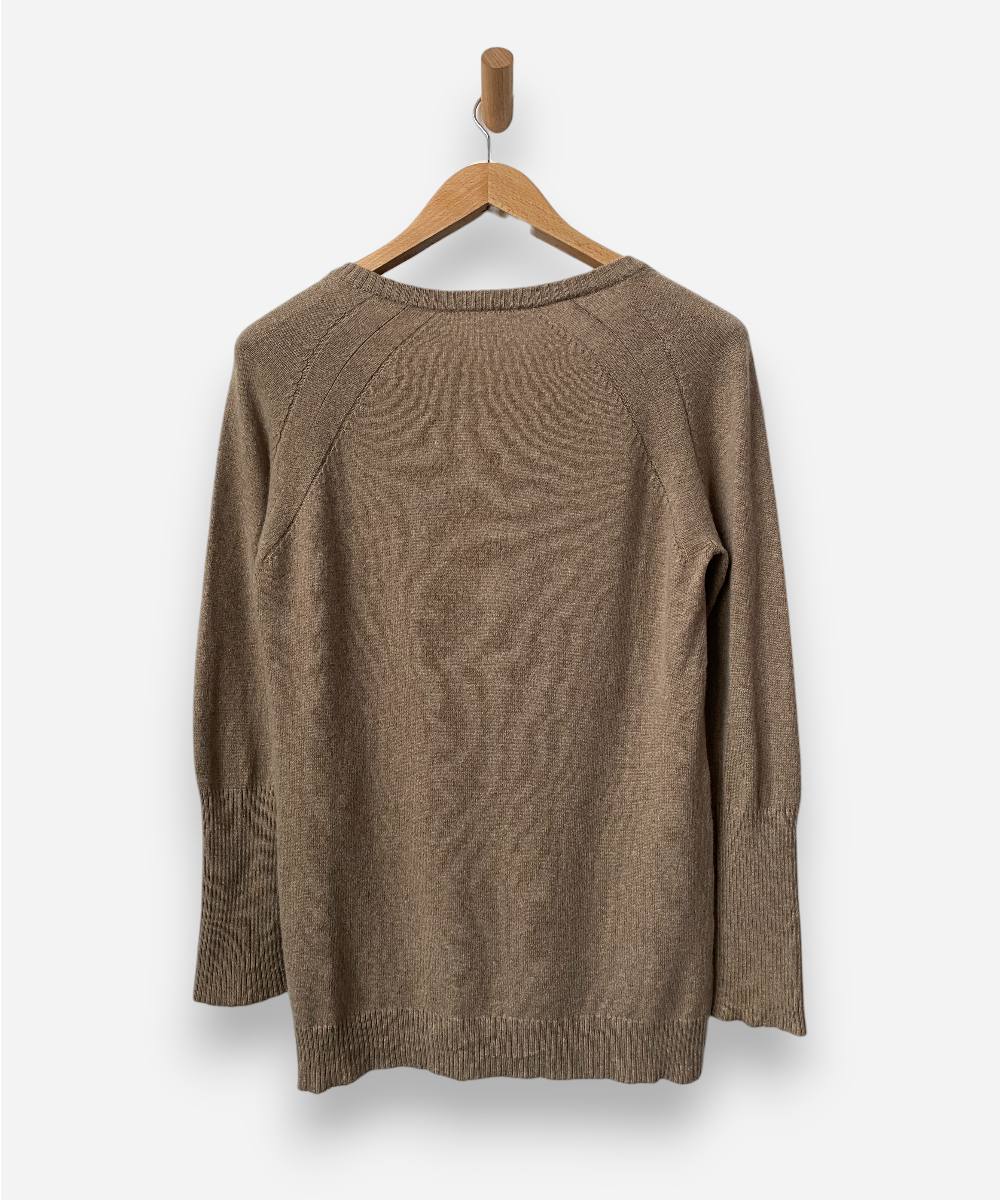 Secondhand cashmere jumper