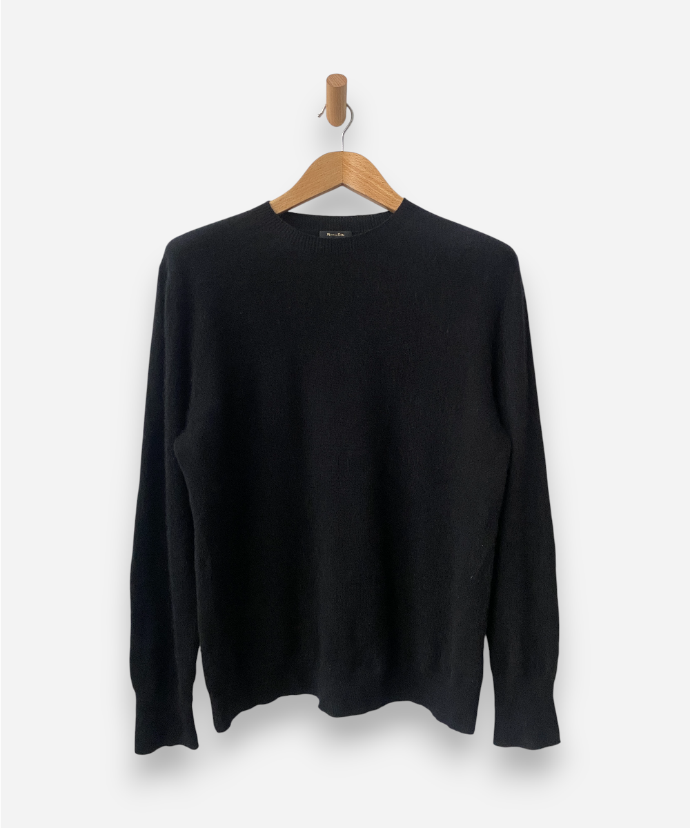 Secondhand cashmere jumper