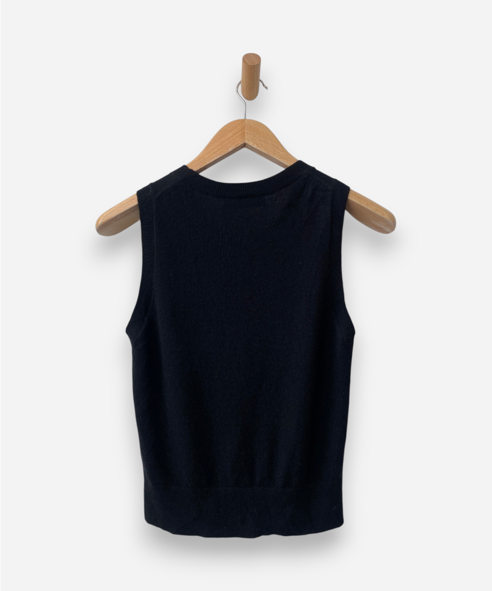 Black Cashmere Crew Neck Vest by Everlane