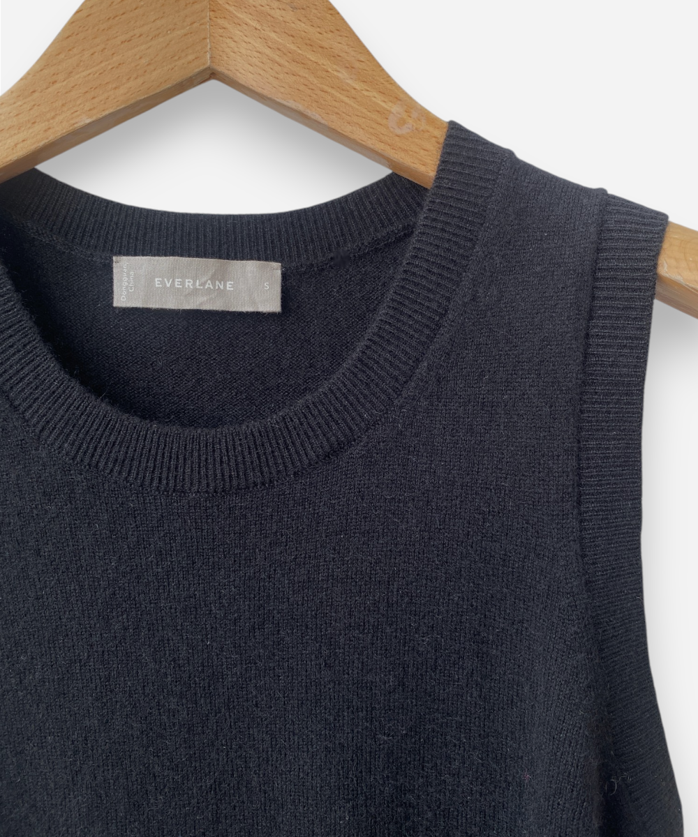 Black Cashmere Crew Neck Vest by Everlane