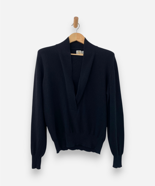 Secondhand cashmere jumper
