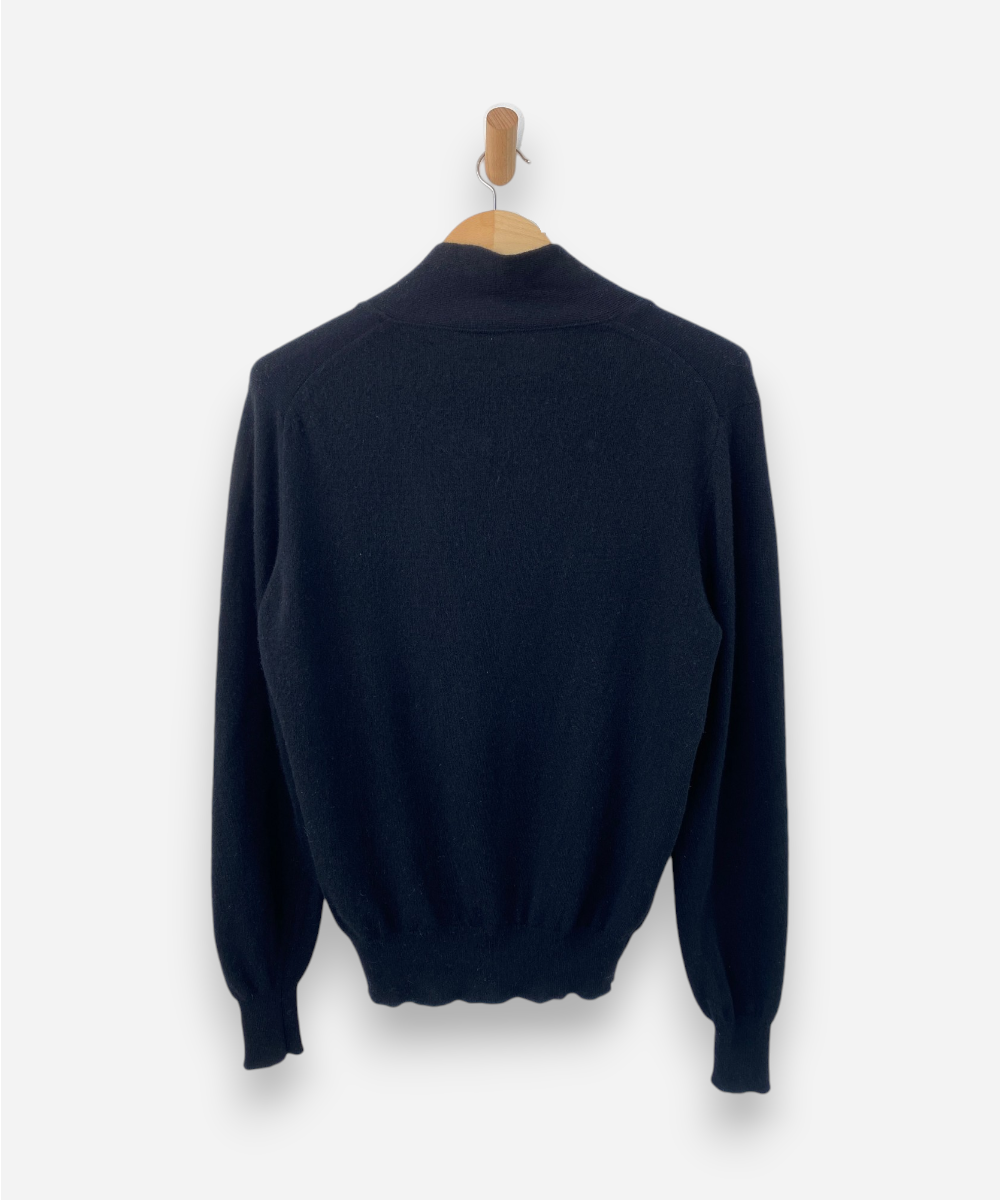 Secondhand cashmere jumper