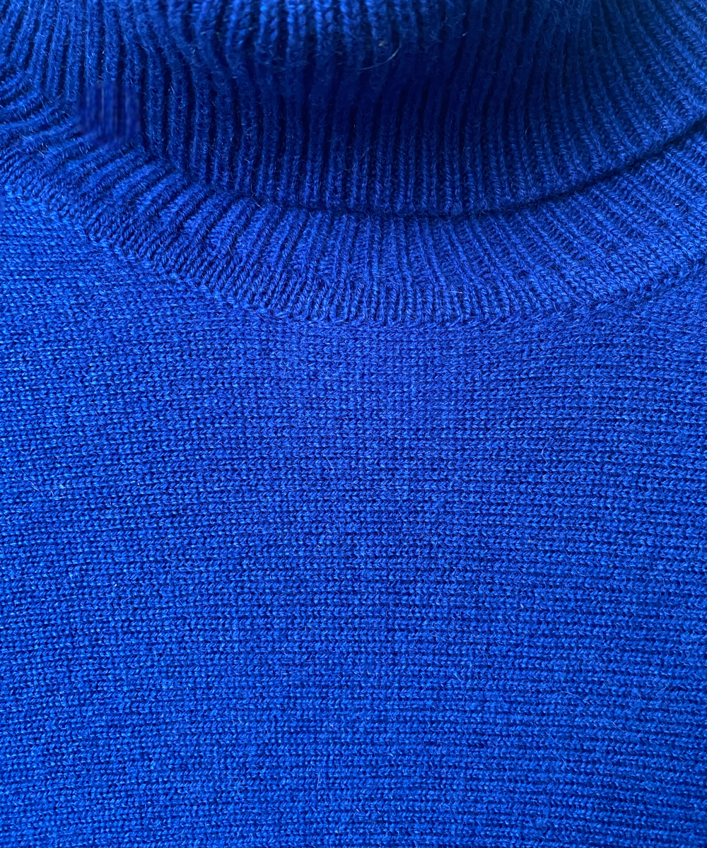 Secondhand cashmere jumper