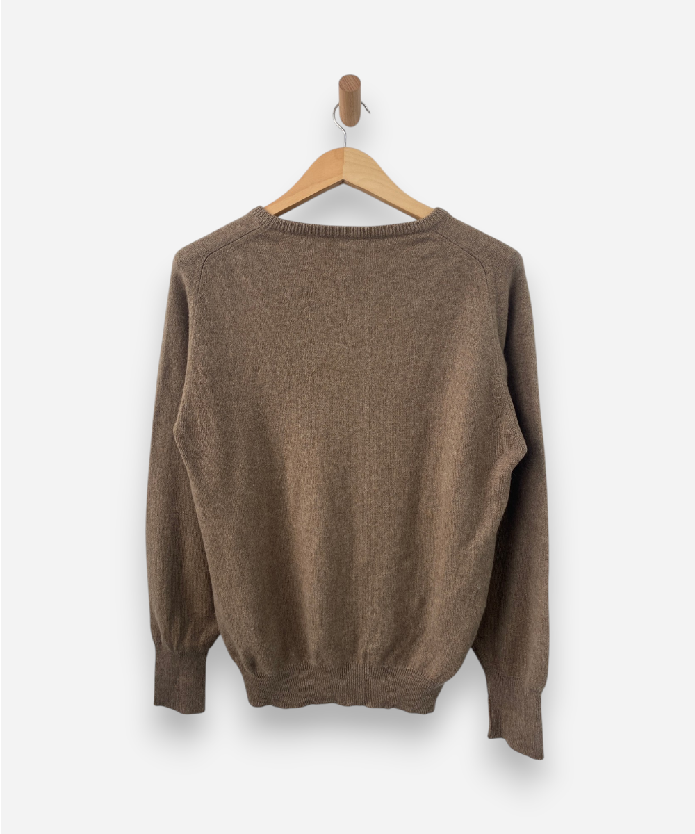 Secondhand cashmere jumper