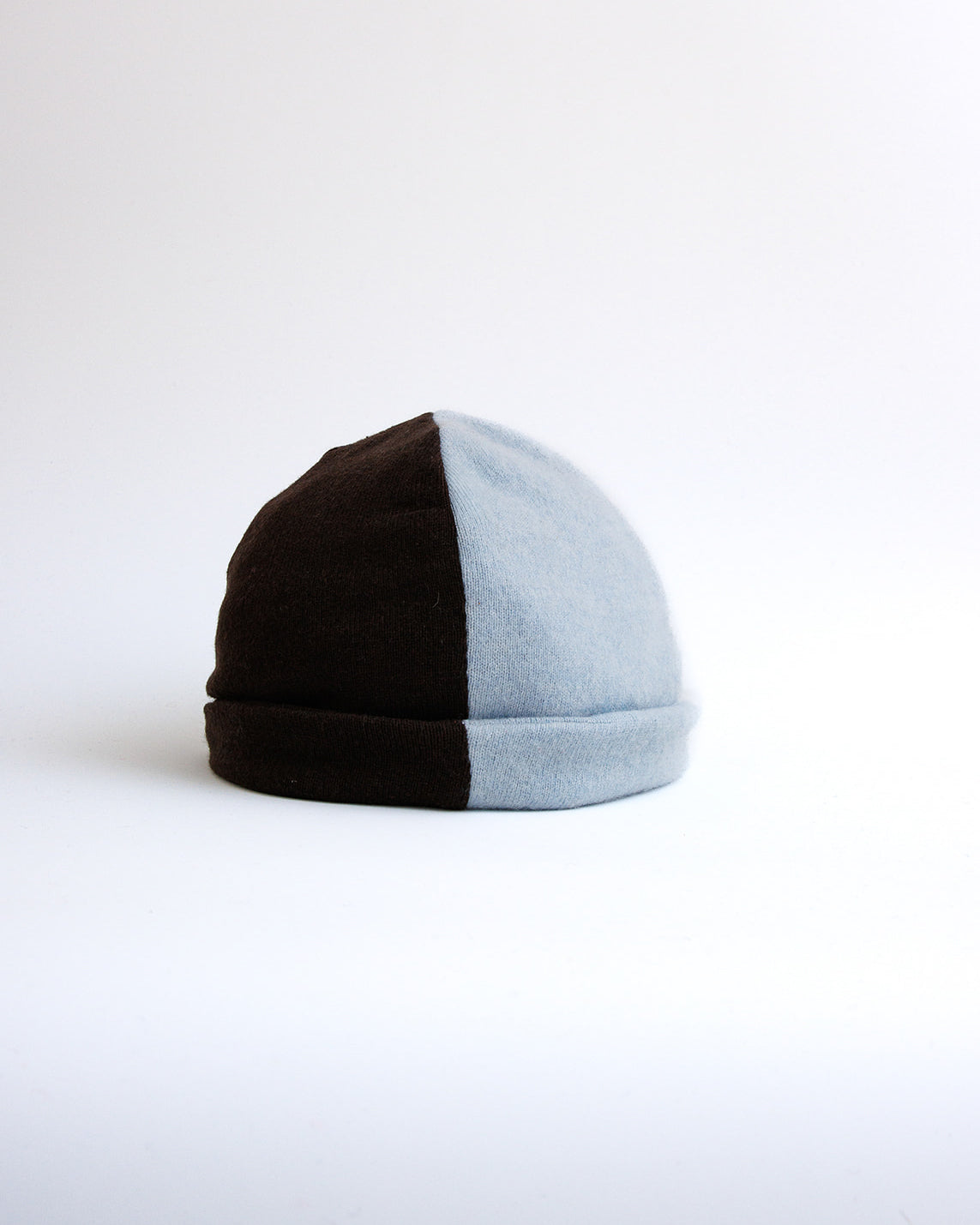 Recycled cashmere beanie hat