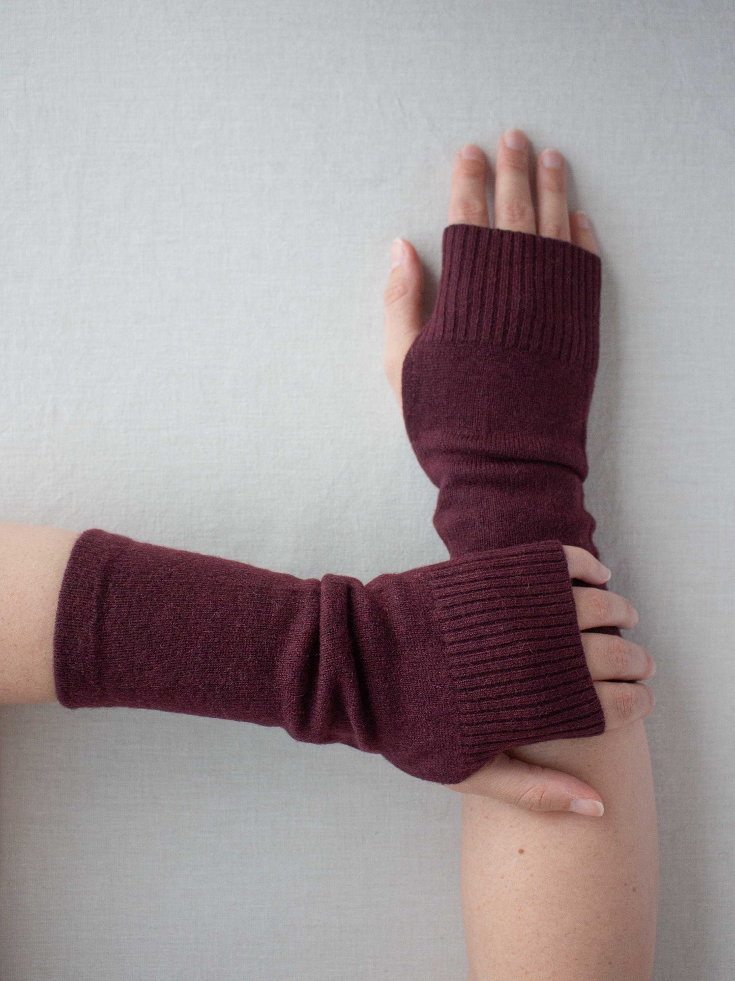 Recycled cashmere hand warmers