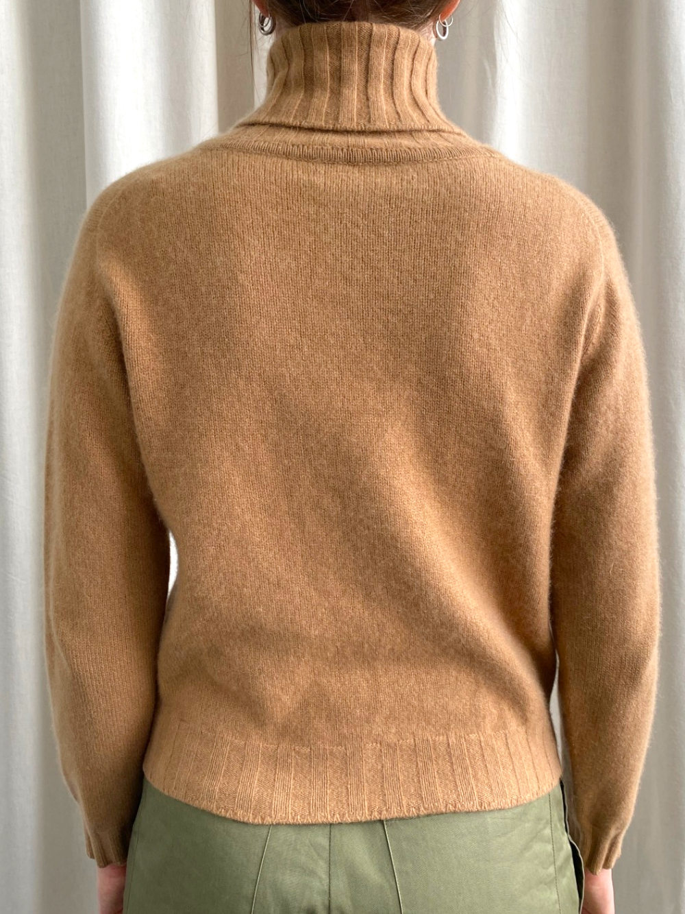 Secondhand cashmere jumper