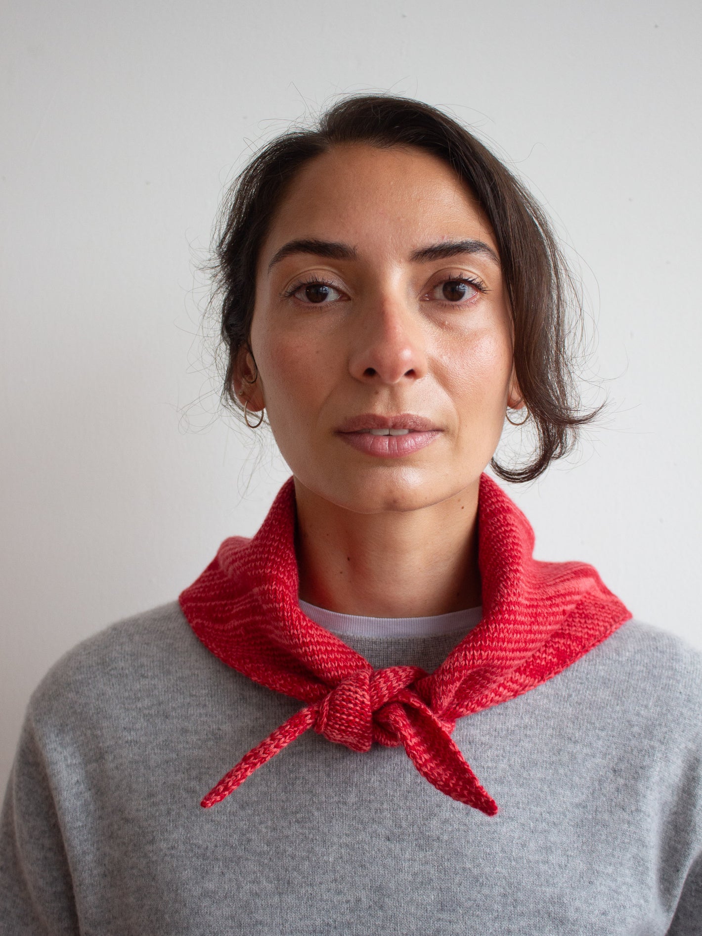 Re-knitted pure cashmere neckerchief