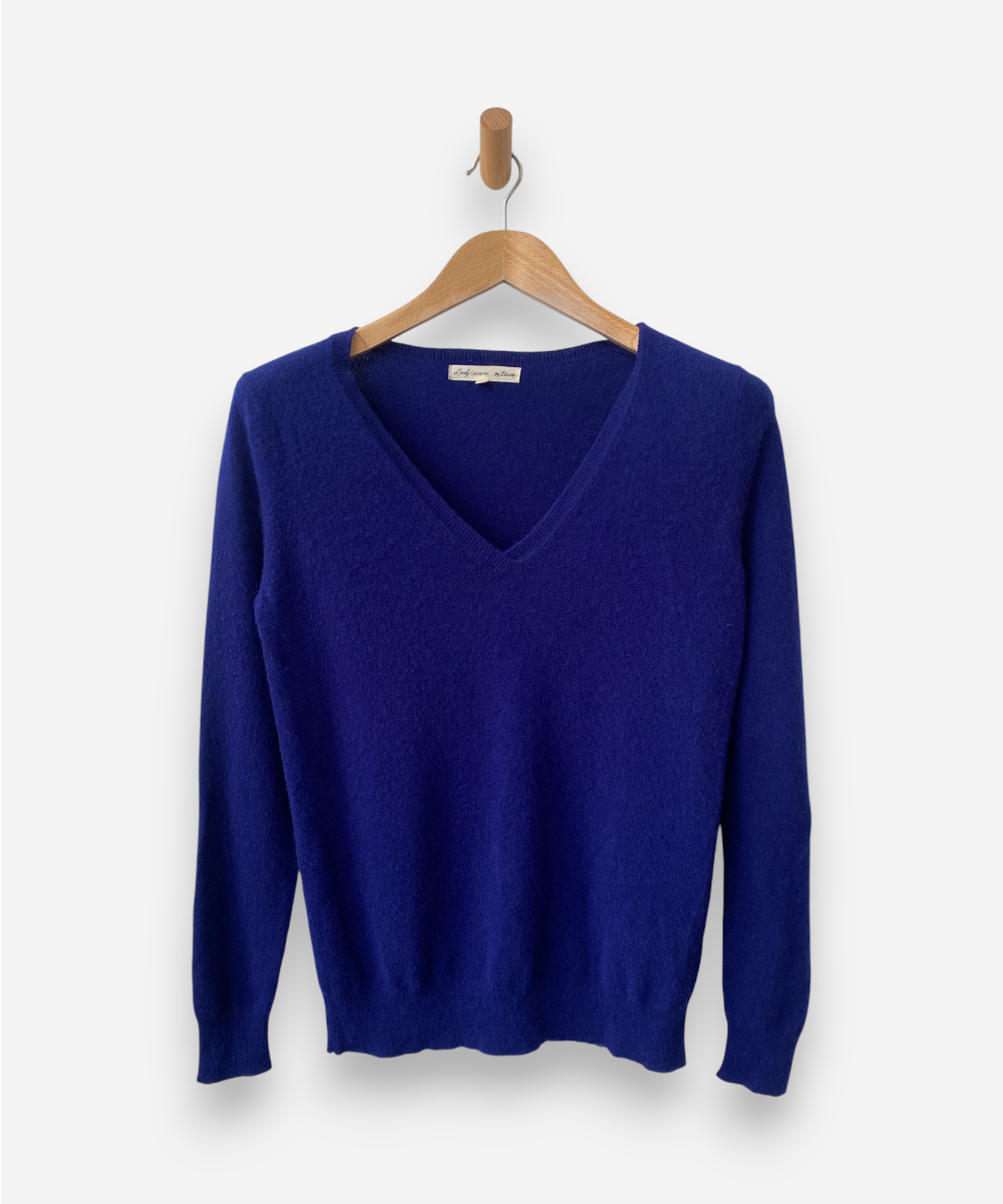 Secondhand cashmere jumper